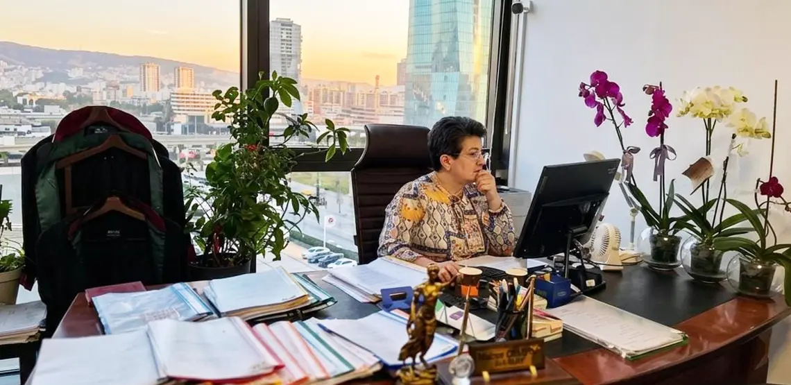 ceza avukatı raziye demirli